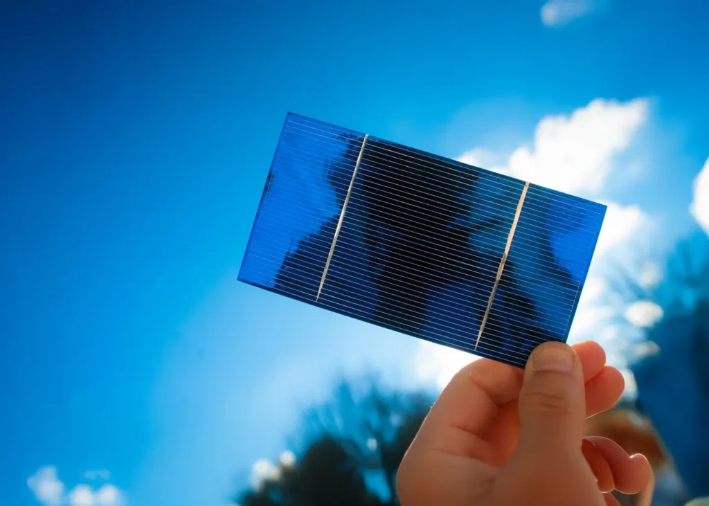 13 énergie des panneaux photovoltaïques avec un rendement record