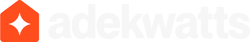 Logo adekwatts avec pictogramme en forme de maison orange et typographie blanche.