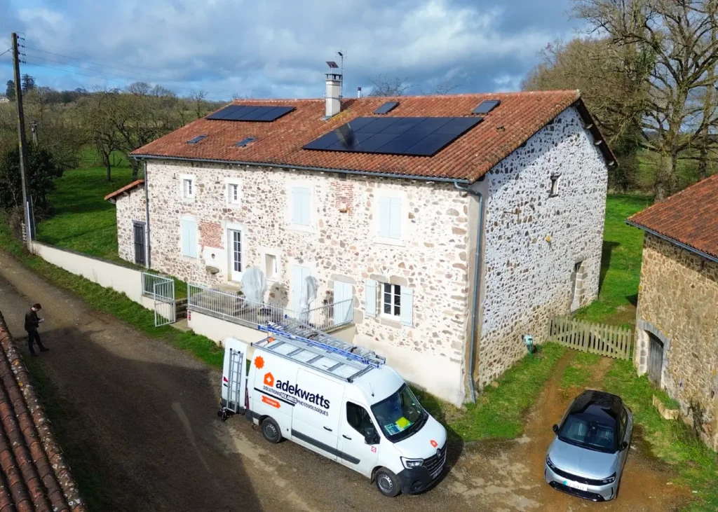 Panneaux solaires 6 kWc installés à Saint-Maurice-des-Lions (16500) par Adekwatts Haute-Vienne