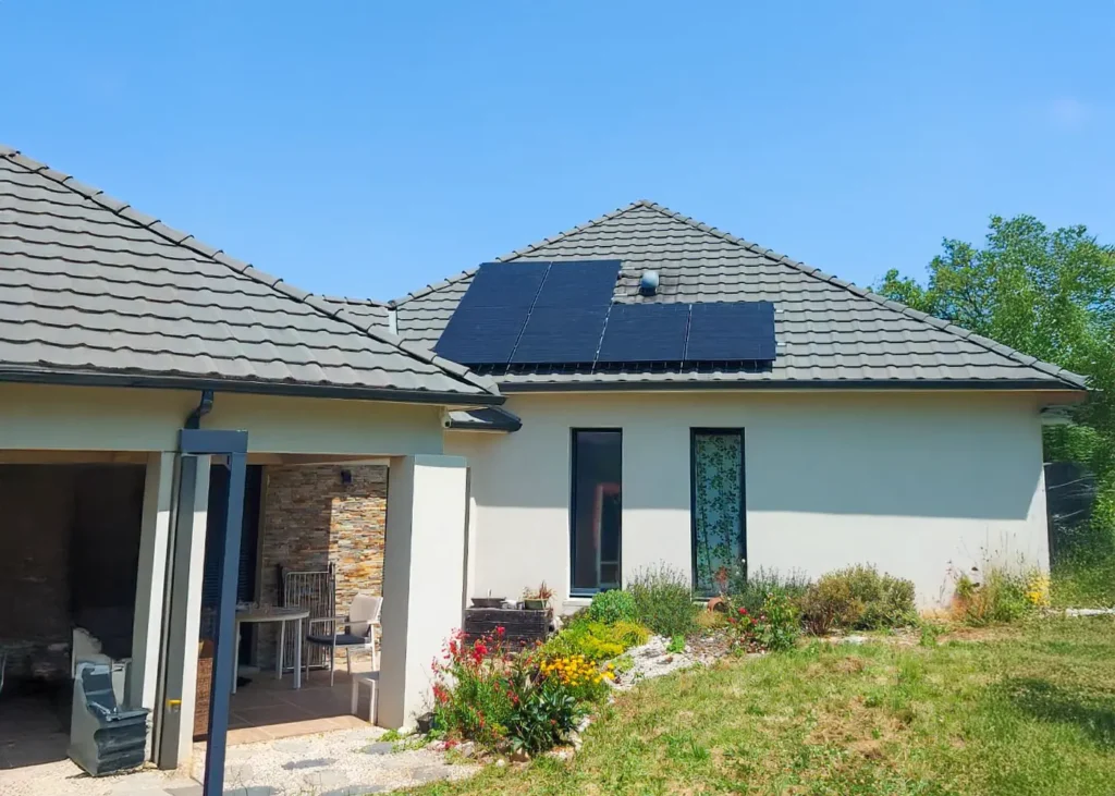 Installation de panneaux solaires 2,5 kWc à Jugeals-Nazareth (19500) par Adekwatts Haute-Vienne