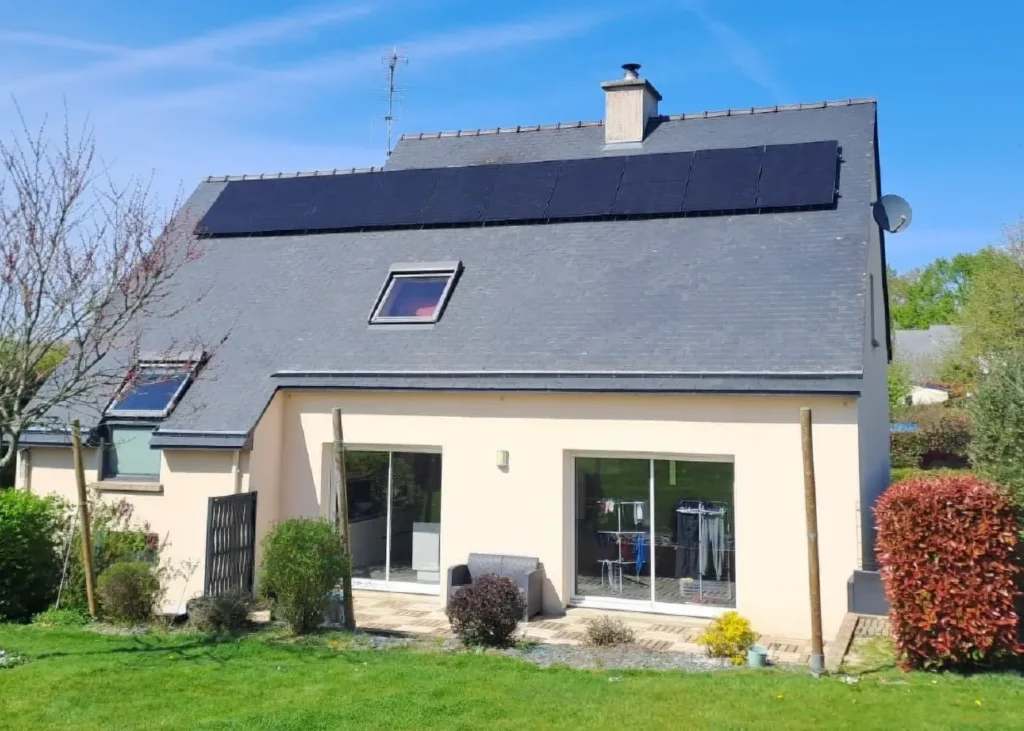 Installation photovoltaïque 4,25 kWc à Landavran (35450) réalisée par Adekwatts Ille-et-Vilaine