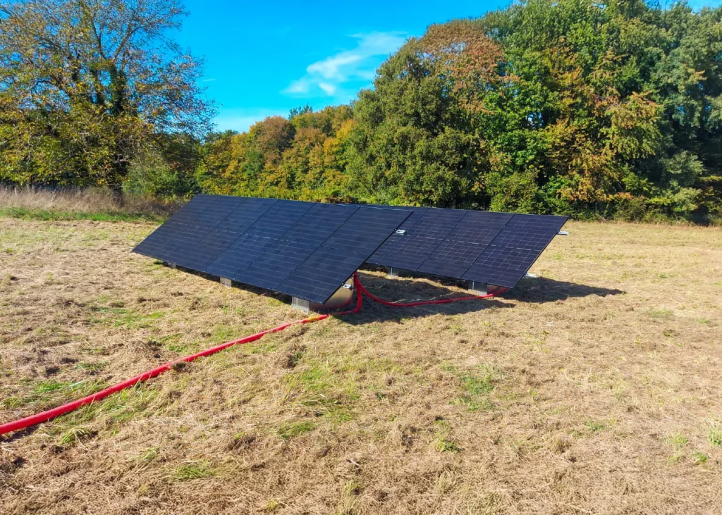 Installation de panneaux solaires 6 kWc à Payzac (24320) réalisée par Adekwatts Haute-Vienne